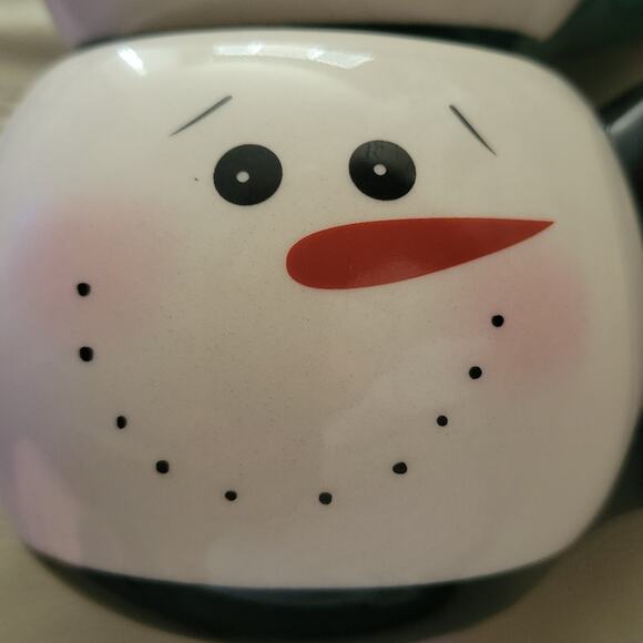 Snowman  Christmas Coffee Mugs – Holiday Christmas Winter - Set of 2 Vintage - Picture 2 of 8